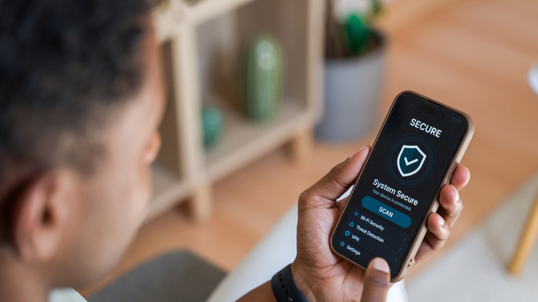 VPN representation on a phone.