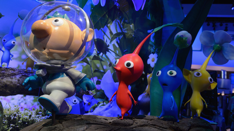 pikmin 3 display with character models