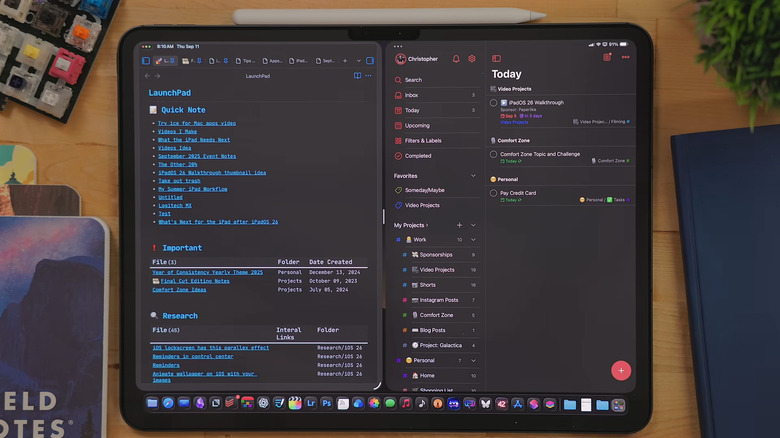 iPadOS 26 with two apps opened in Split View