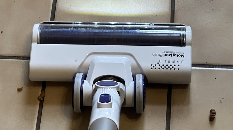 Power head vacuuming