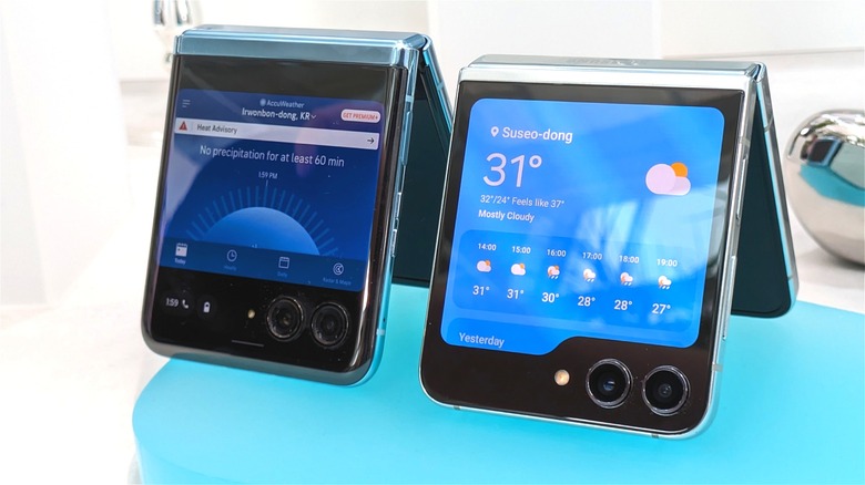 Motorola Razr and Galaxy Z Flip 5