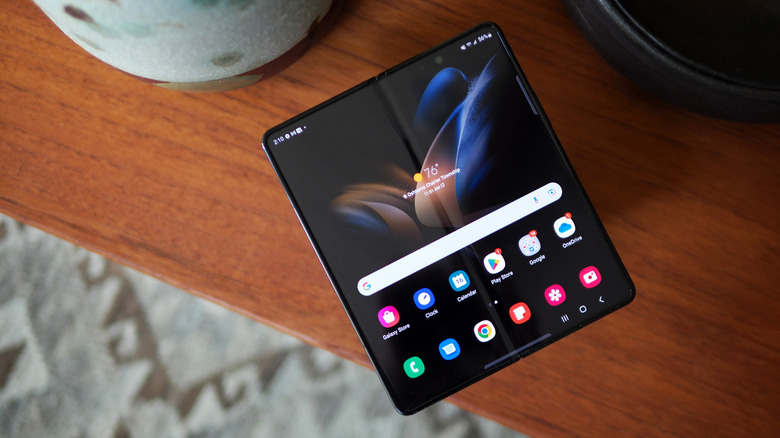 Samsung Galaxy Z Fold 4