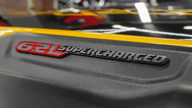 Engine cover details of a newer supercharged Dodge Hellcat