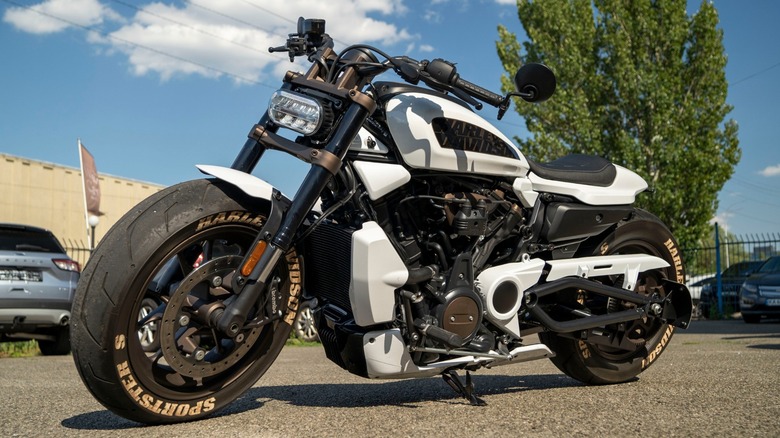 Harley-Davidson Sportster S sitting on pavemenet