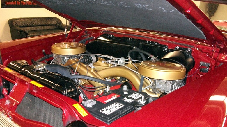 1960 Plymouth SonoRamic Commando V8 engine