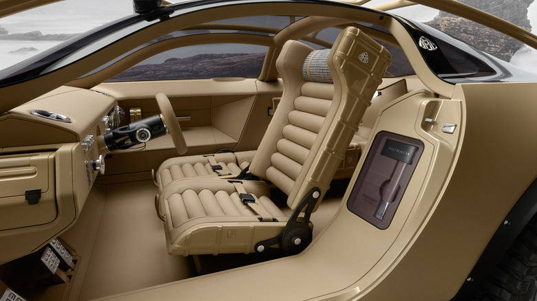 Project Maybach Off-Roader interior with ax