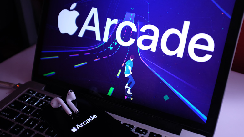 Apple Arcade on laptop