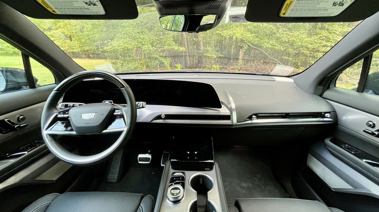 Cadillac Vistiq interior