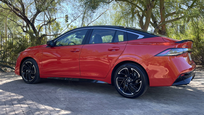 2026 Nissan Sentra SR side profile