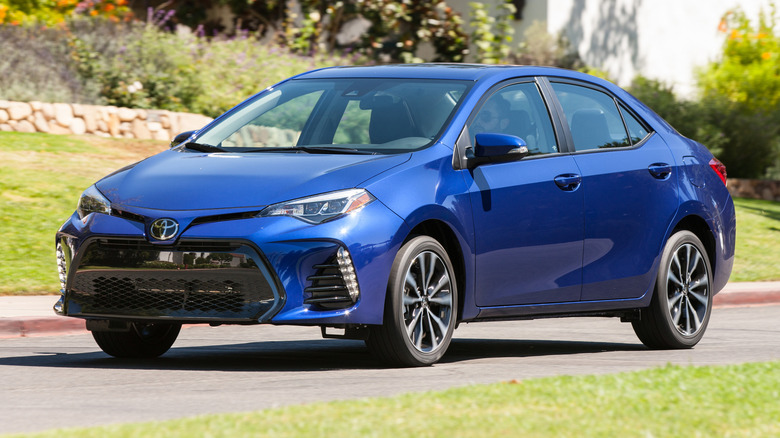 2019 Toyota Corolla seen from front 3/4 angle