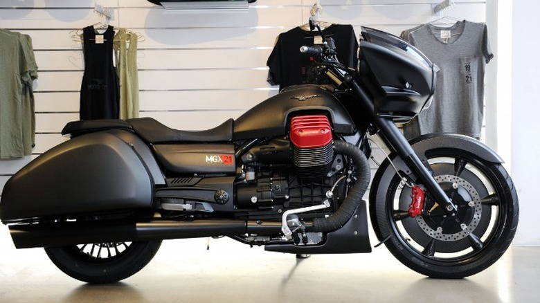 Moto Guzzi MGX-21 Flying Fortress