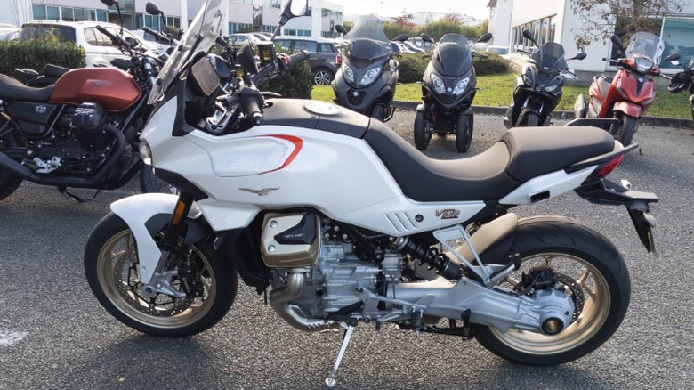 Moto Guzzi V100 Mandello
