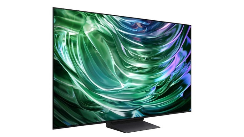TV wallpaper showing glossy pattern of green, purple, and blue patterns