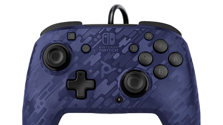 PDP Faceoff Deluxe+ Audio Wired controller product image.