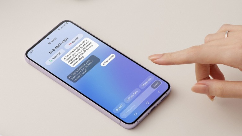 Someone using Samsung Galaxy S23