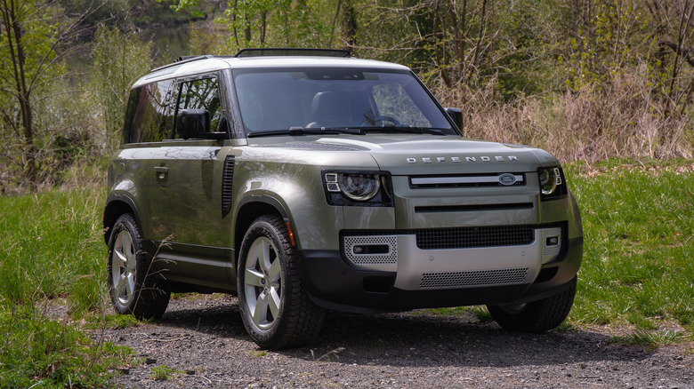 Land Rover Defender 90