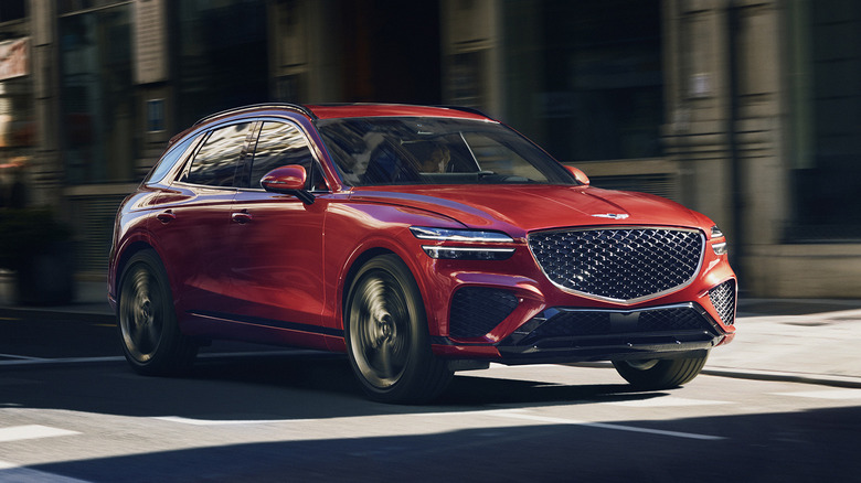 Genesis GV70 in the city