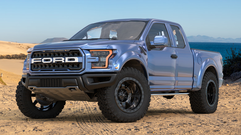 Ford F-150 Raptor pickup truck