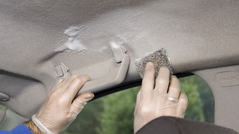 scrubbing car headliner