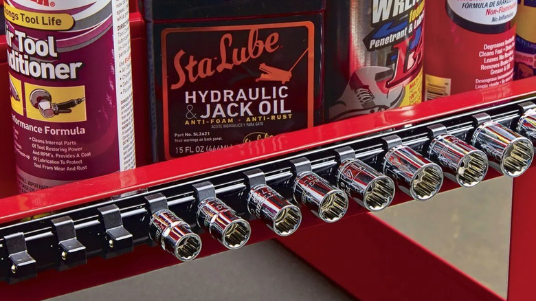 Harbor Freight U.S. General magnetic socket rail mounted on side