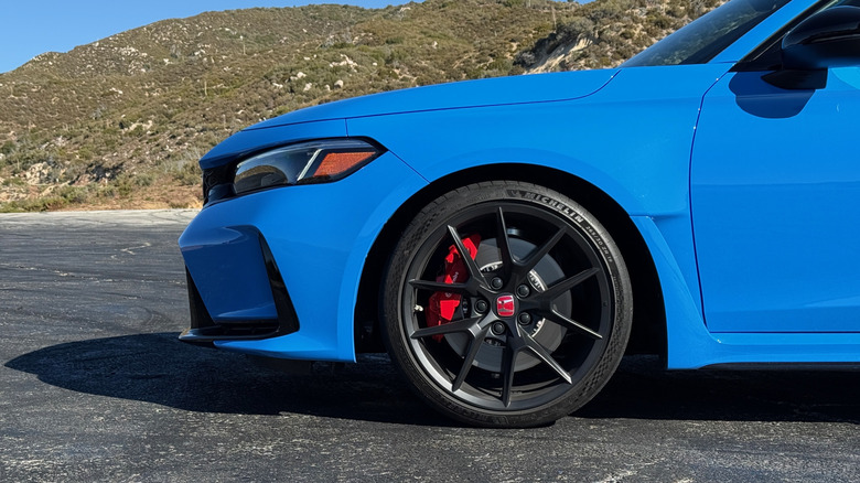 Honda Civic Type R front wheel