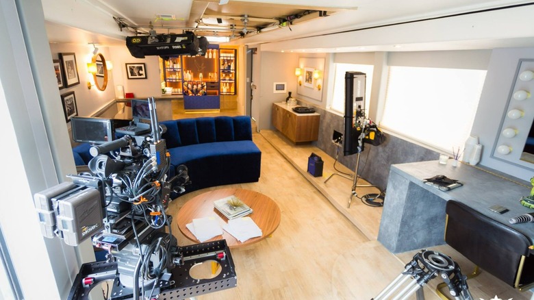 inside Jamie Foxx's trailer