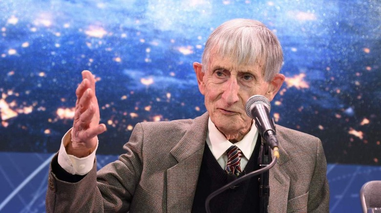 Freeman Dyson 