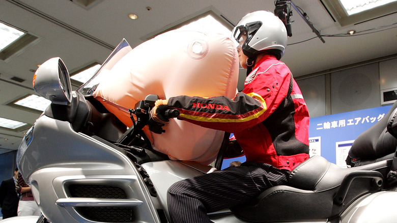 Honda Gold Wing Airbag