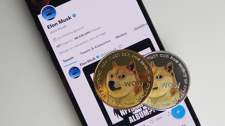 Dogecoin Twitter Cellphone Musk