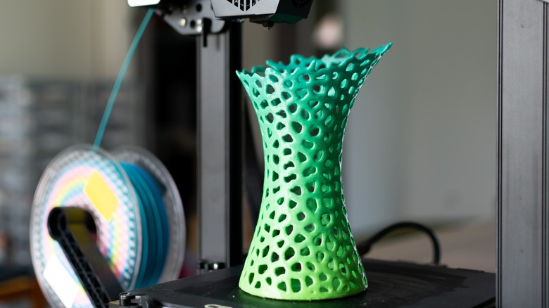 3D printer using PLA filament
