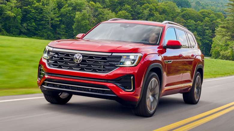 Volkswagen Atlas driving at speed