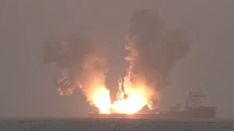 Gravity-1 rocket launching from a barge