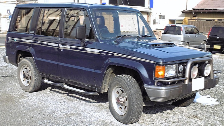 Subaru Bighorn in parking lot