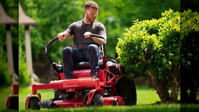 Craftsman 42-Inch Gas Zero Turn Riding Lawn Mower in use