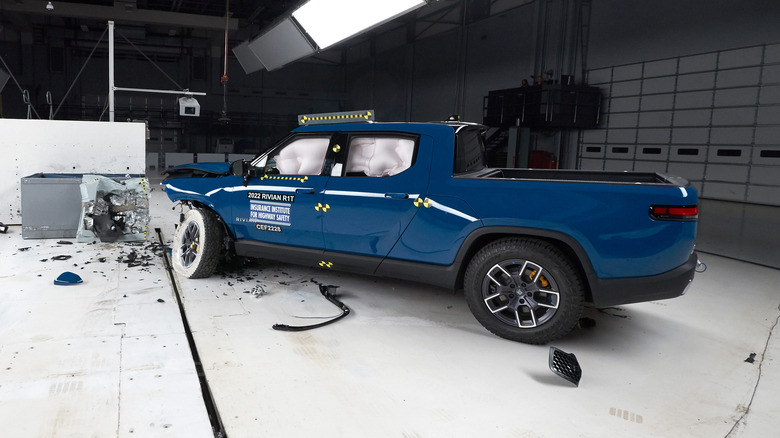 Rivian R1T Crash Test