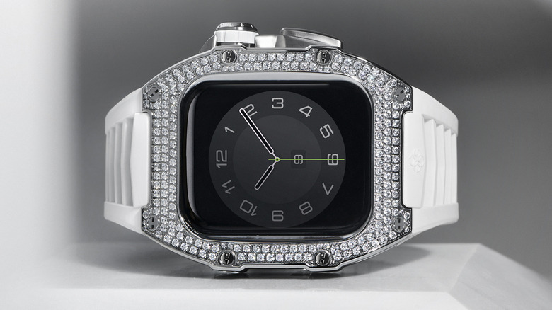 Apple Watch 7 Diamond case