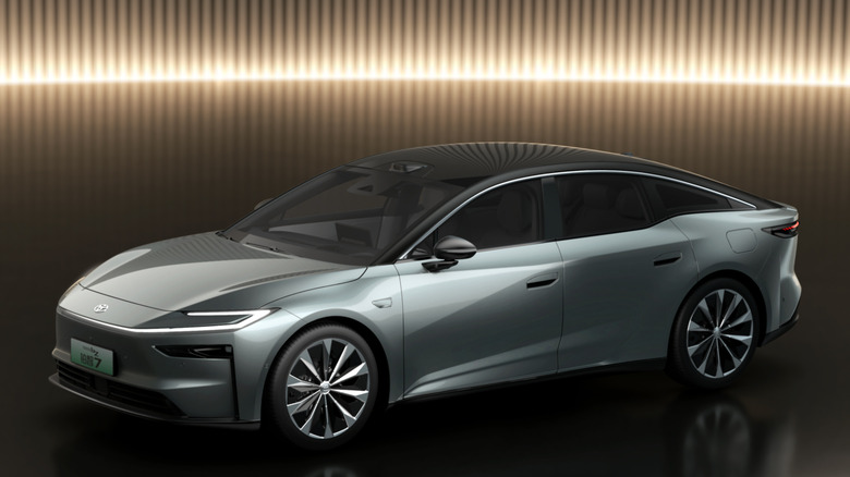 Front 3/4 view of GAC Toyota bZ7 in studio setting