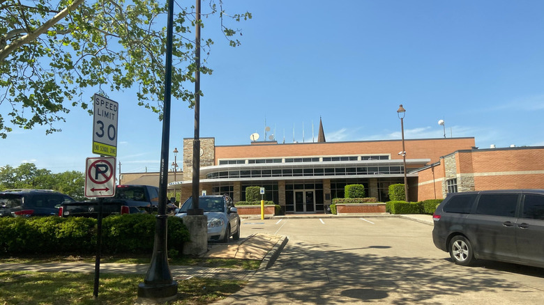 View of West U Police Station/Municipal Building