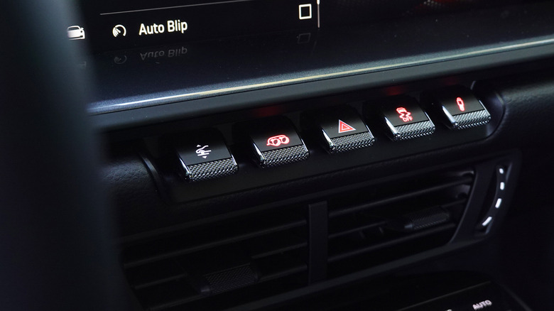 2025 Porsche 911 Carrera T Coupe drive mode switchgear