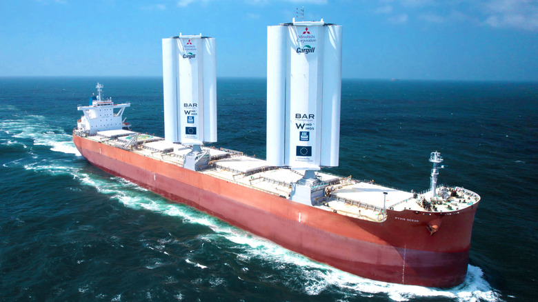 Pyxis Ocean with WindWings fitted