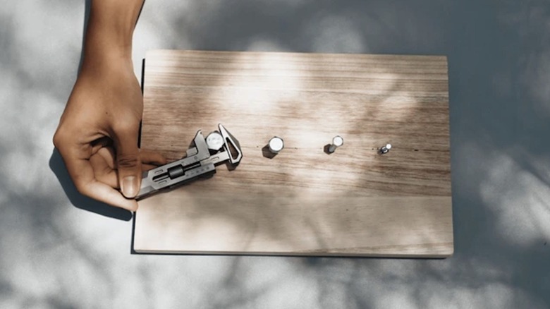 OmniPro 2.0 wrench function in use