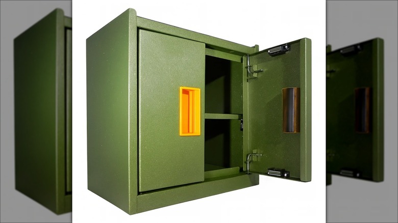 Hyper Tough Mini Tool Cabinet in April Green