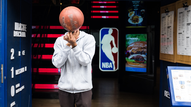 Person wearing Kobe Bryant jersey