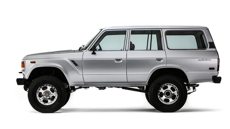 Side View of Toyota Turbo Trail Cruiser