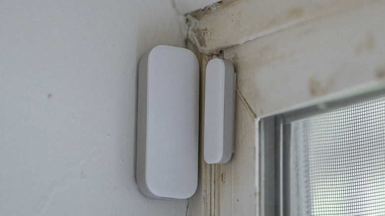 Vivint window entry sensor