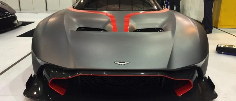 MMtech Online_aston_martin_vulcan_IMG_4772