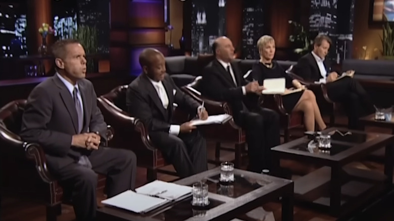 Kevin Harrington, Daymond John, Kevin O'Leary, Barbara Corcoran, and Robert Herjavec reacting to the pitch of the Virtusphere co-founders