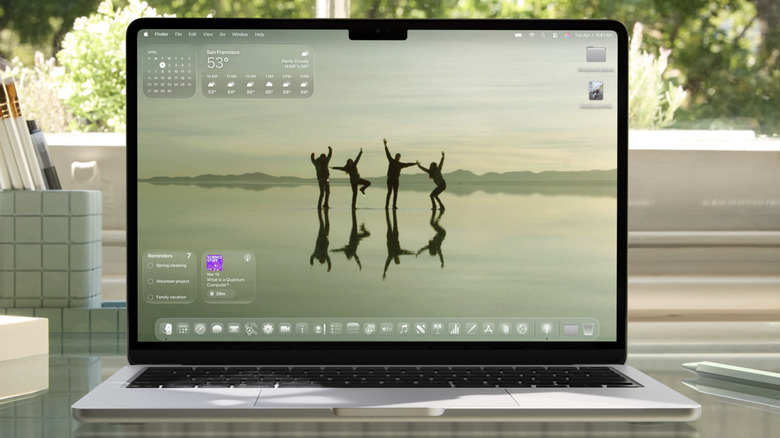 Home Screen of macOS Tahoe