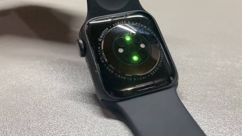 Apple watch green lights