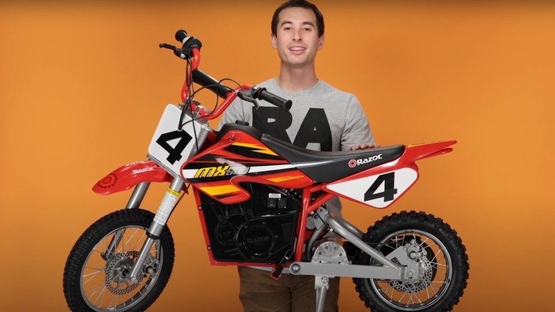 Man with Razor MX500